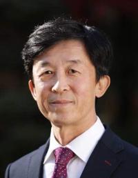 한국자동차공학회가 이종화 아주대학교 교수를 제32대 회장으로 선출했다.
