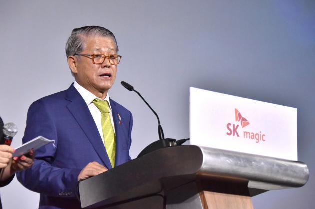 최신원 SK네트웍스 회장이 ‘SK네트웍스 리테일즈 말레이시아’의 판매인 발대식에 참석했다.