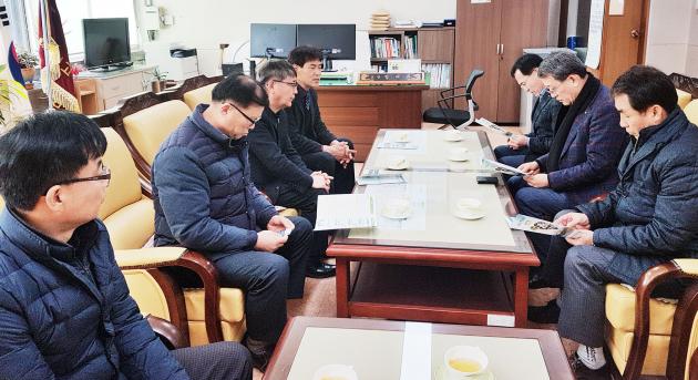 전북도회는 전주공업고등학교 방문을 통해 산학협력 방안을 논의했다.