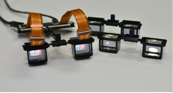 한국광기술원 공간광정보연구센터에서 개발한 안경방식 투시형 증강현실영상구현 시스템(AR-EGD : Augmented Reality – Eye Glasses Display) 시제품
