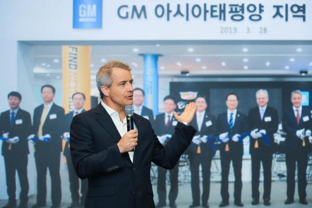 줄리안 블리셋 GM 해외사업부문 사장이 한국지엠을 방문해 사업 현황을 점검했다.