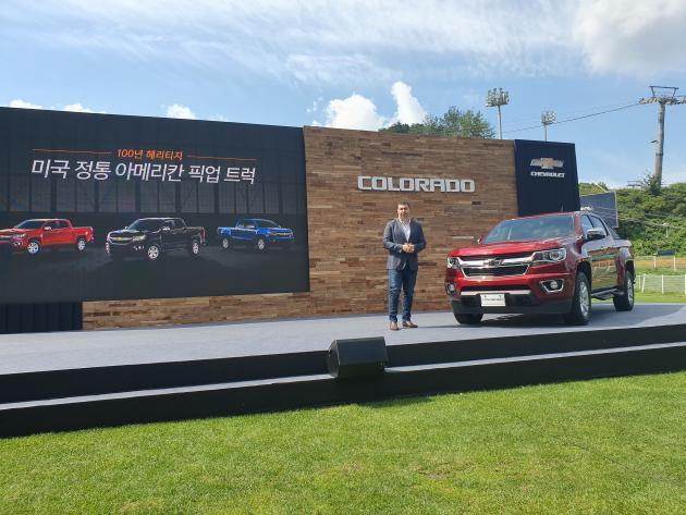 카허 카젬 한국지엠 사장이 강원도 웰리힐리파크에서 열린 쉐보레 ‘콜로라도’ 공식 출시 행사에서 차량에 대해 소개했다.