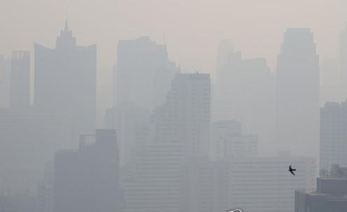 대기 오염으로 흐릿하게 보이는 방콕 시내 스카이라인. (제공 : 연합뉴스)