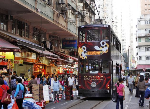 홍콩 섬 상권을 관통하는 2층 트램