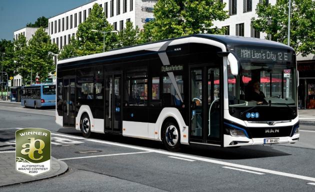 만트럭버스그룹의 차세대 전기버스 ‘만 라이온스 시티 E‘가 오토모티브 브랜드 콘테스트에서 상용차 부문 최고 디자인상을 수상했다. 