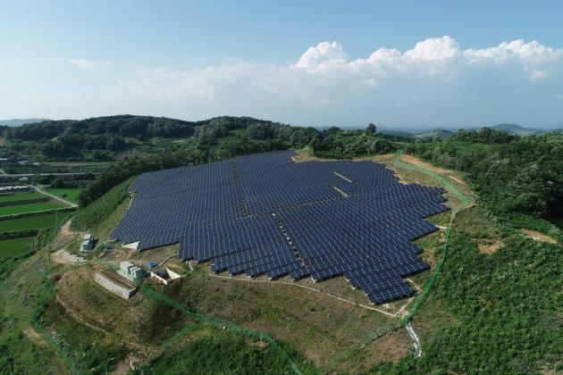 솔라플레이가 직접 시공 및 운영하고 있는 3MW급 연천태양광 발전소.