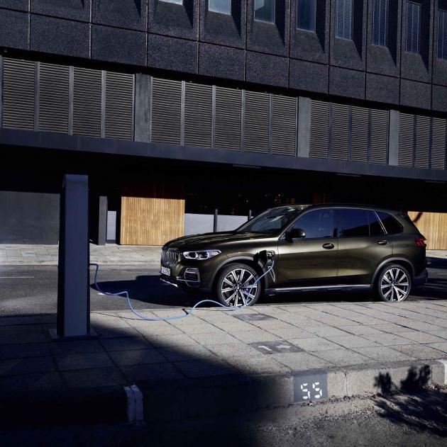 BMW 코리아가 PHEV SAV ‘뉴 X5 x드라이브45e’를 국내에 공식 출시했다.