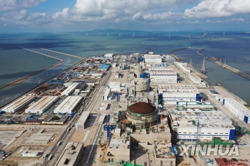 중국이 자체 개발한 화롱원 원자로를 건설한 푸젠성 푸친시의 원자력 발전소 모습.(제공:연합뉴스)