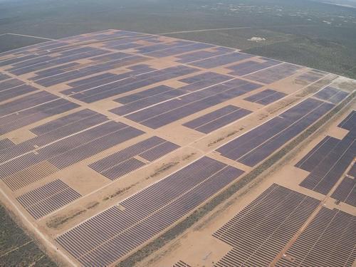 한화에너지 자회사인 174파워글로벌이 개발, 운영 중인 미국 텍사스주 Oberon 1A(194MW) 태양광발전소 전경.(제공=연합뉴스)
