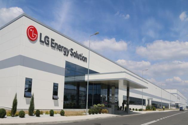 충북 오창에 위치한 LG에너지솔루션 배터리셀 생산공장.