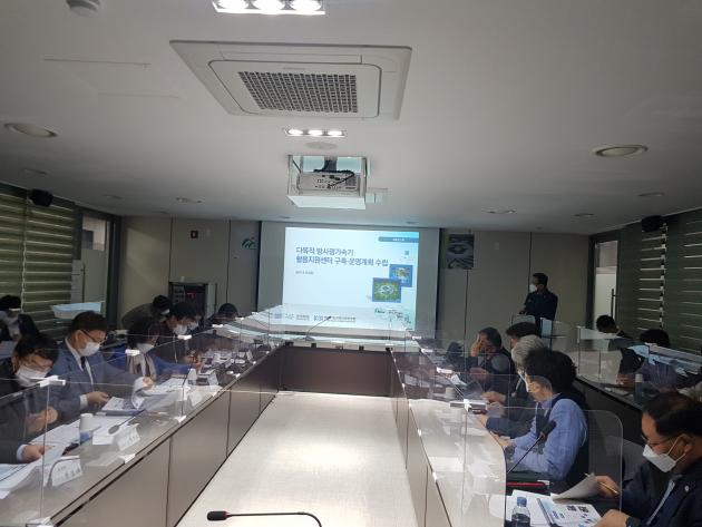 충북도는 16일 충북연구원 중회의실에서‘다목적 방사광가속기 활용지원센터 구축·운영’정책연구용역에 대한 최종보고회를 열었다.