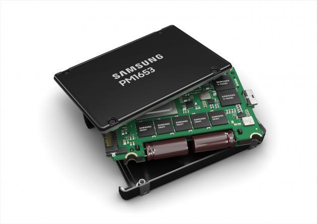 삼성전자, SAS 표준 최고성능 서버용 SSD ‘PM1653’