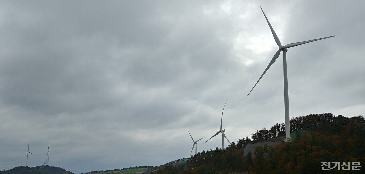 올해 RPS 의무공급량이 소폭 증가했지만, 신규 공급의무사 등을 제외하면 사실상 후퇴했다는 분석이 나온다.(사진=한수원)