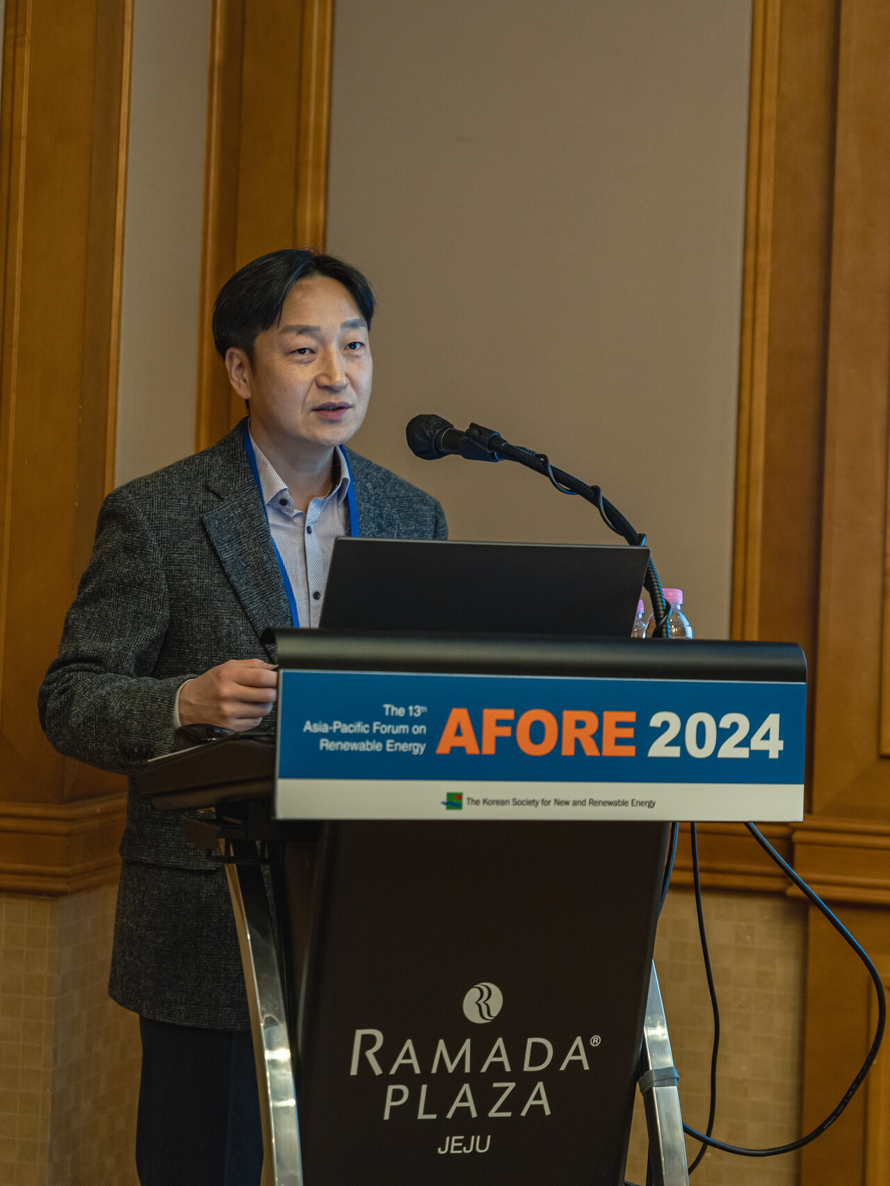 이현주 오프쇼어 리뉴어블 에너지(ORE) 카타푸르트 터빈시스템 팀장이 영국 CfD 제도의 성과와 개선 방향을 설명하고 있다. [사진=김진후 기자]