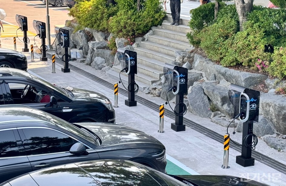 경남 사천시의 한 전기차 충전소 [사진=이엘일렉트릭]
