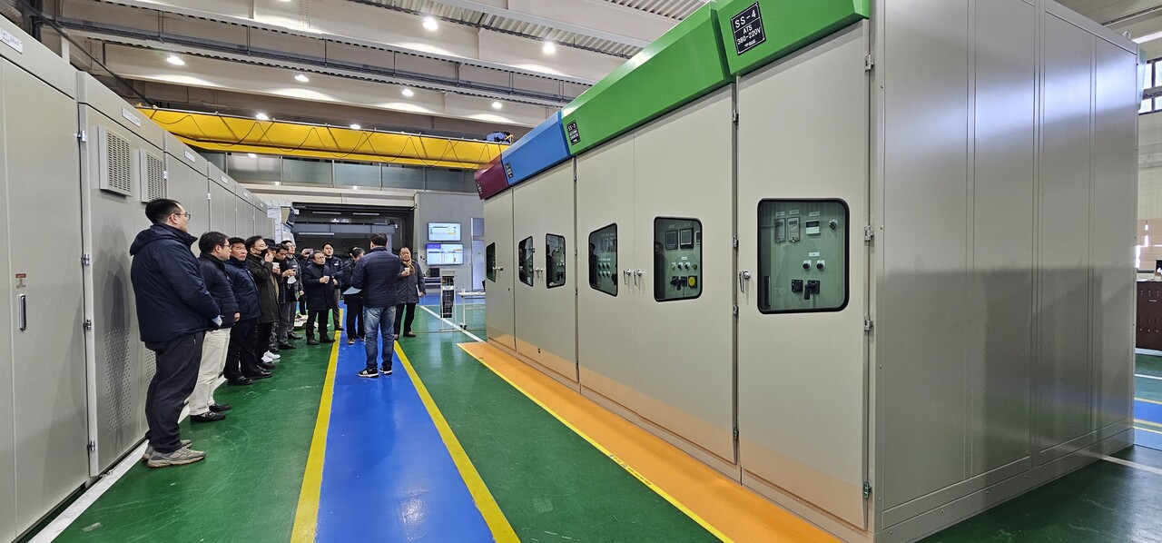 스마트파워가 지난 12일 하이엔드 배전반 시스템 공개시연회를 진행했다. [제공=스마트파워]