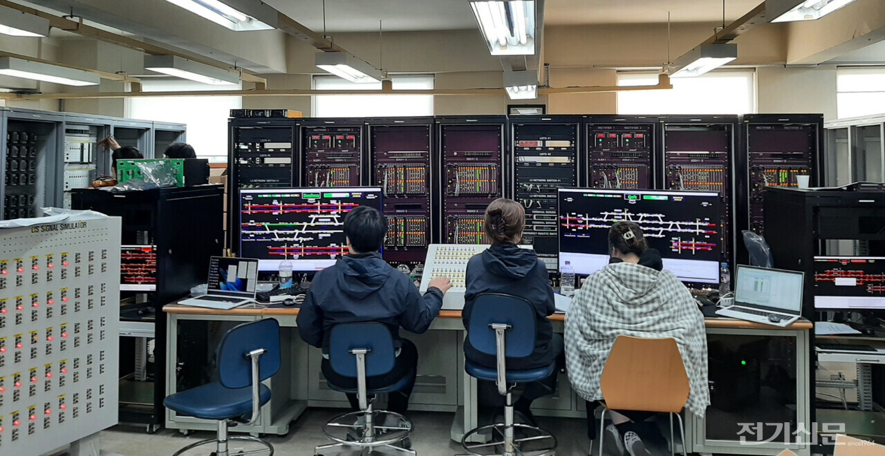 대아티아이, KTCS-2·IP 연동장치 성공적 수주 다짐…글로벌 기업 도약 < 철도∙플랜트 < 시공∙플랜트 < 기사본문 - 전기신문