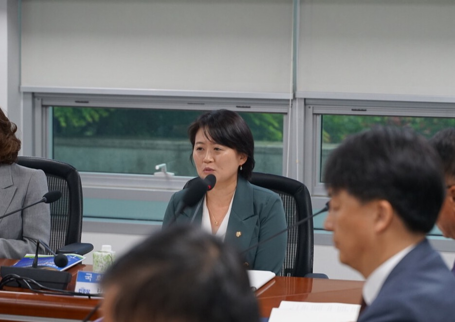 박지혜 더불어민주당 의원이 발언하고 있다. [사진=안상민 기자]