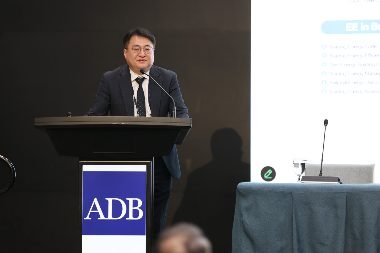 최석재 한국에너지공단 에너지진단실장이 진단 사업의 해외 확산 성과를 소개하고 있다. [제공=한국에너지공단]