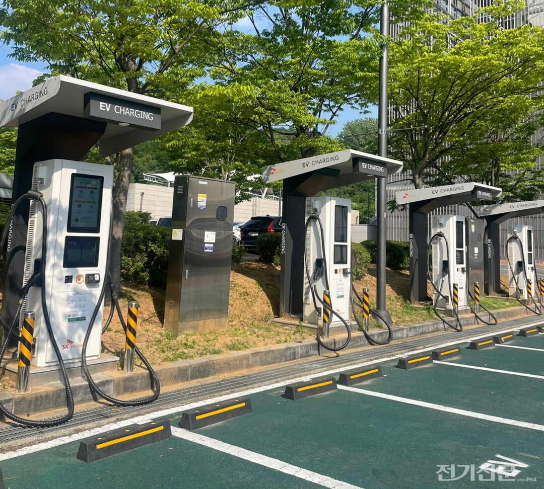 고양아람누리에 위치한 SK일렉링크 전기차 급속 충전소. [사진=SK일렉링크]