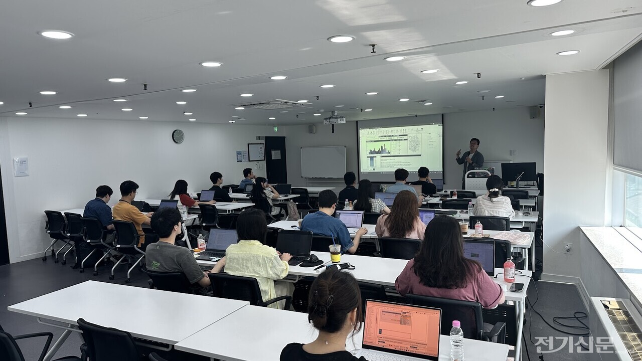 에코비트가 전사 첫 AI교육 실시한 교육현장 전경. [제공=에코비트]