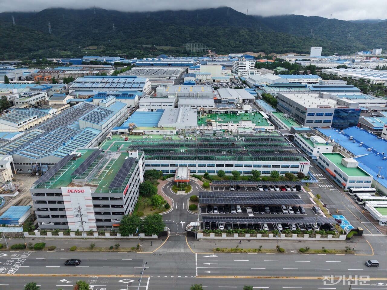 그랜드썬 경남 사옥 전경. [제공=그랜드썬기술단]