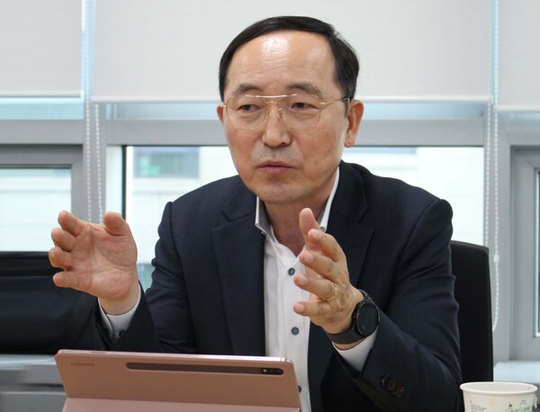 김종화 풍력산업 발전 전략위원회 위원장. [사진=안상민 기자]