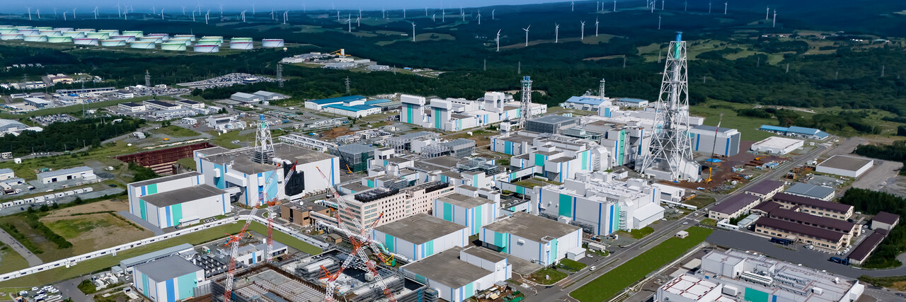 일본 아오모리현 롯카쇼무라에 있는 사용후핵연료 재처리시설 전경. [사진=일본원자력연료주식회사 홈페이지]