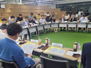 친환경·에너지 분야 스타트업 성장하려면 규제완화와 투자 지원 필요 - 뉴스 썸네일 이미지