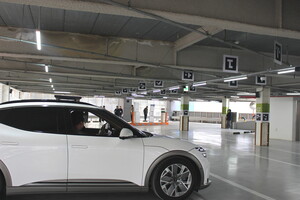 [르포] '주차도 충전도 알아서 척척'... 자율주행차의 미래를 보다 - 뉴스 썸네일 이미지