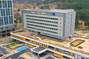 1차 AI 배전망 ESS 사업 흥행 '성공'...대기업과 공기업까지 출사표 - 뉴스 썸네일 이미지